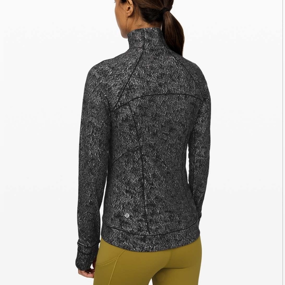 Lululemon Outrun the Elements - Picture 3 of 16